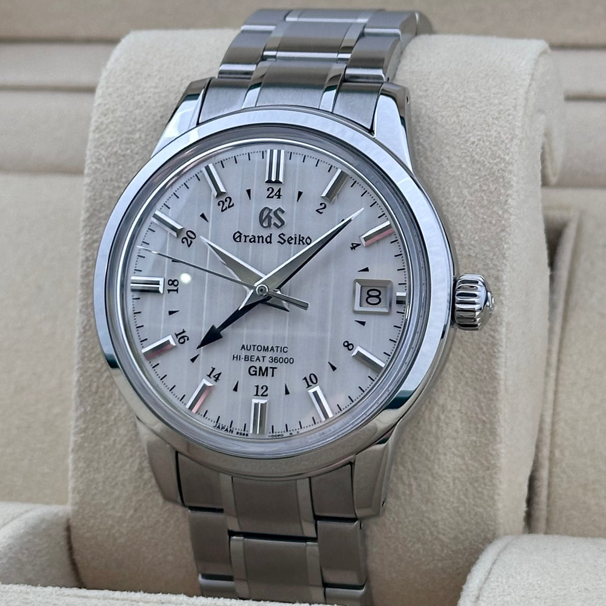 Grand Seiko Elegance Collection Yukigesho Dial Ref. SBGJ271