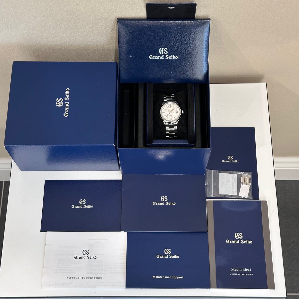 Grand Seiko Elegance Collection Yukigesho Dial Ref. SBGJ271