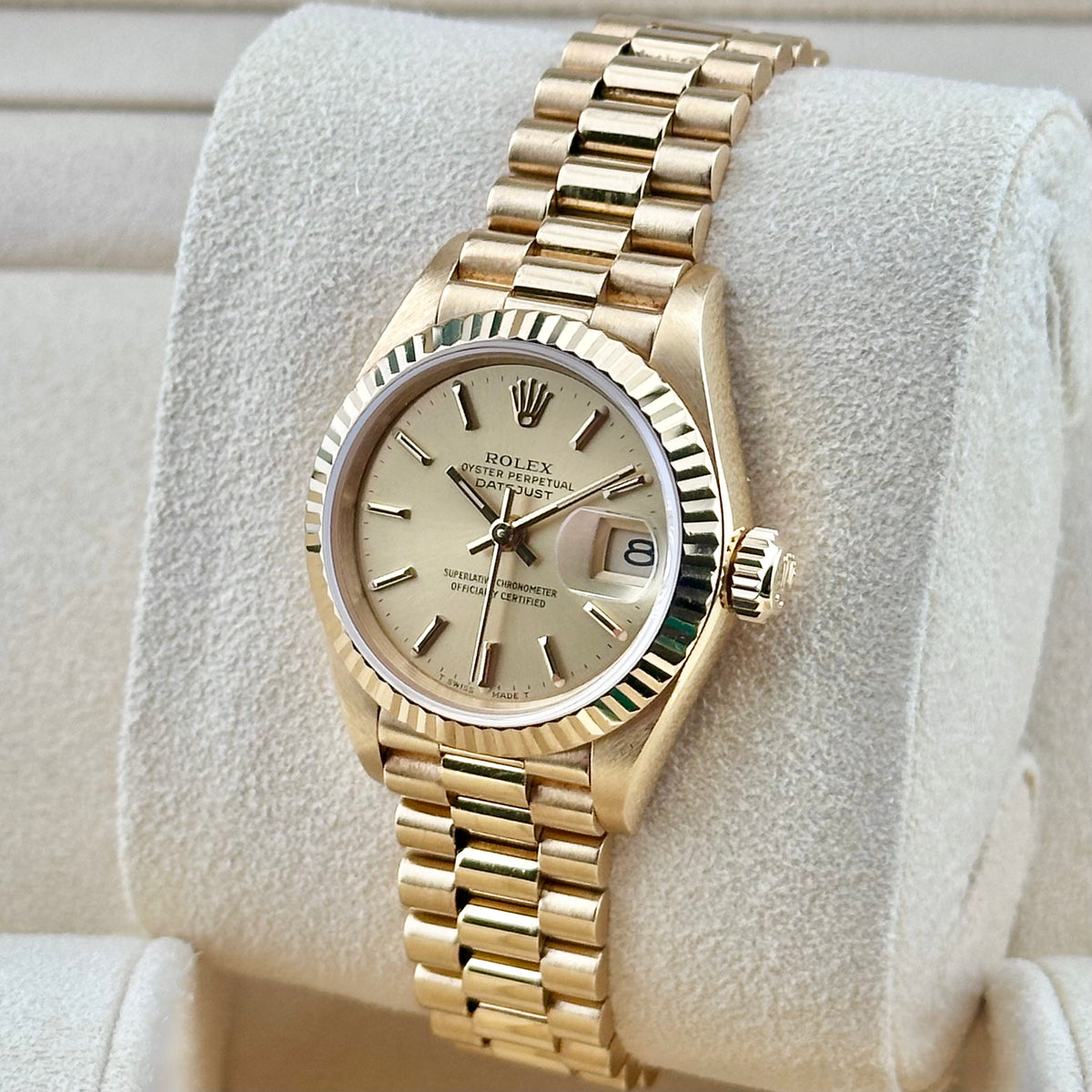 Rolex Lady-Datejust 26mm 18k Yellow Gold Champagne Dial Ref. 69178