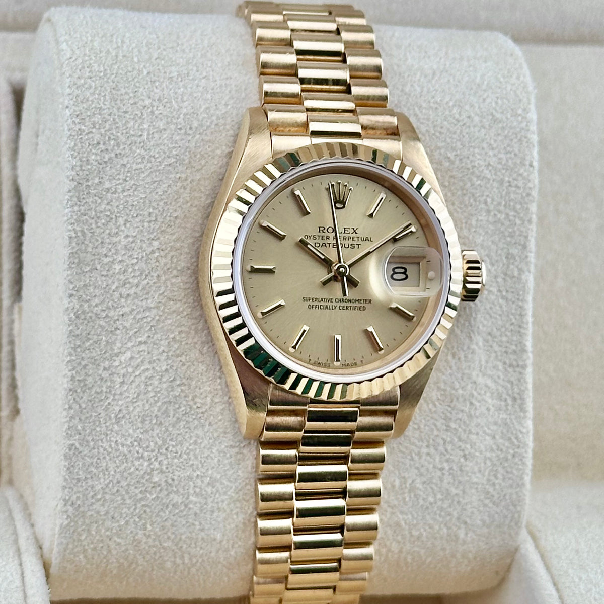 Rolex Lady-Datejust 26mm 18k Yellow Gold Champagne Dial Ref. 69178