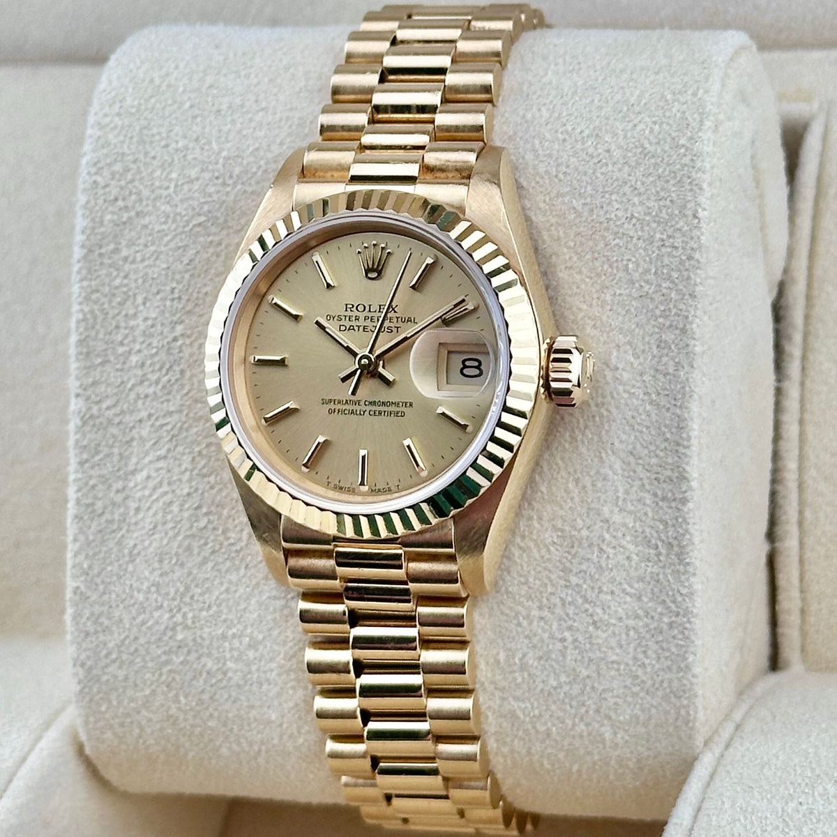 Rolex Lady-Datejust 26mm 18k Yellow Gold Champagne Dial Ref. 69178