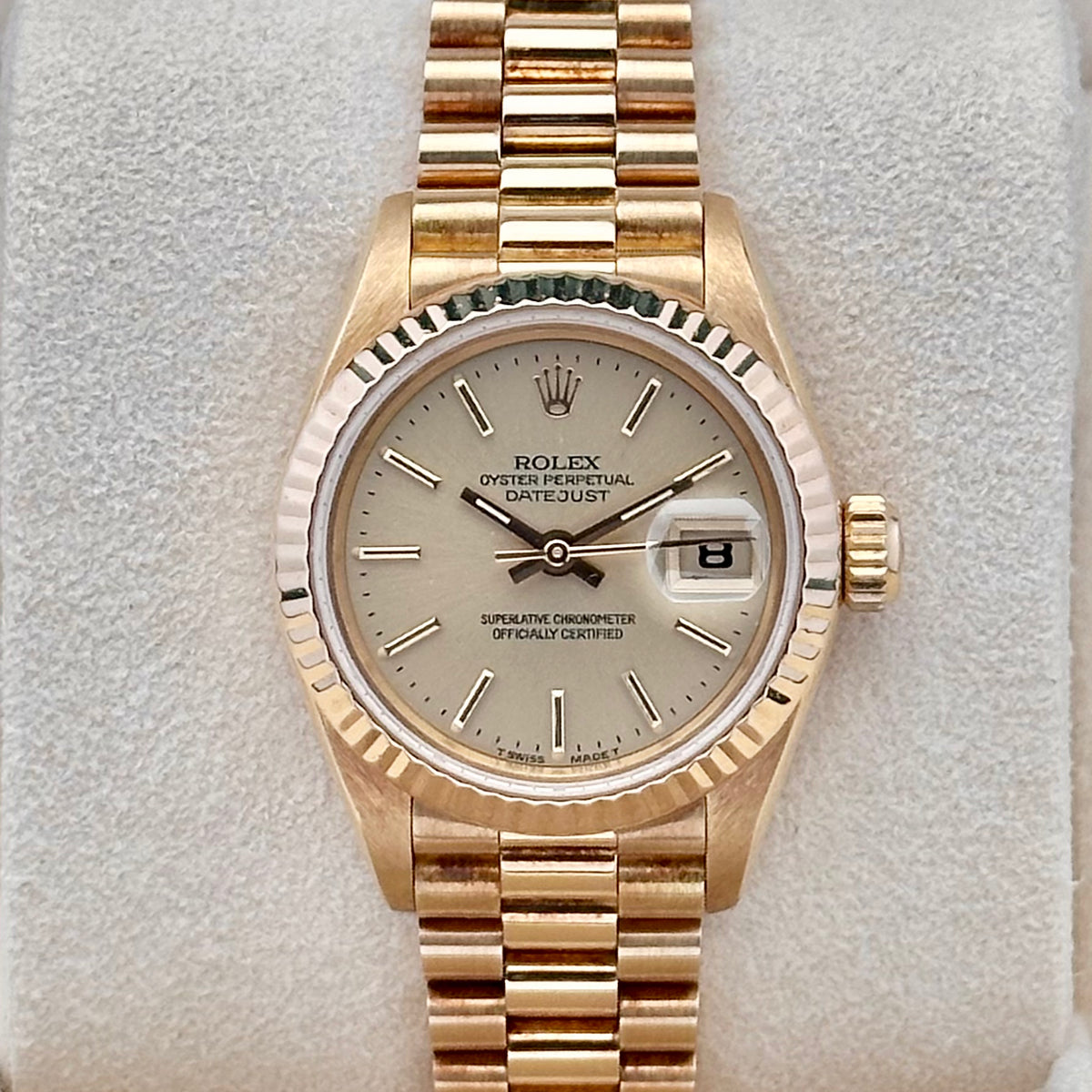 Rolex Lady-Datejust 26mm 18k Yellow Gold Champagne Dial Ref. 68178