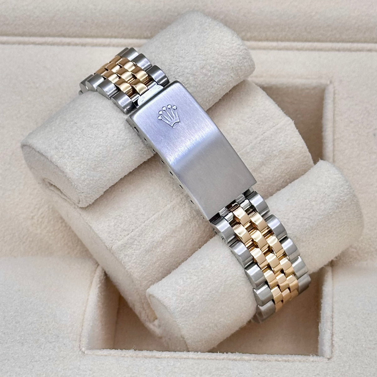 Rolex Datejust 31mm Ref. 68273 Steel and 18k Yellow Gold, white Roman Numeral Dial, Fluted Bezel, Jubilee bracelet