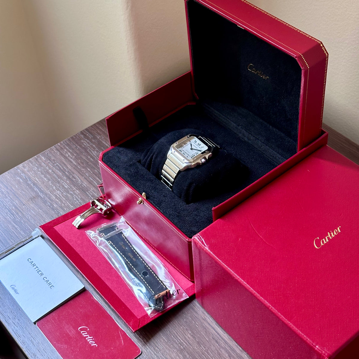 Cartier Santos Medium Steel White Roman Dial Automatic Ref. WSSA0029