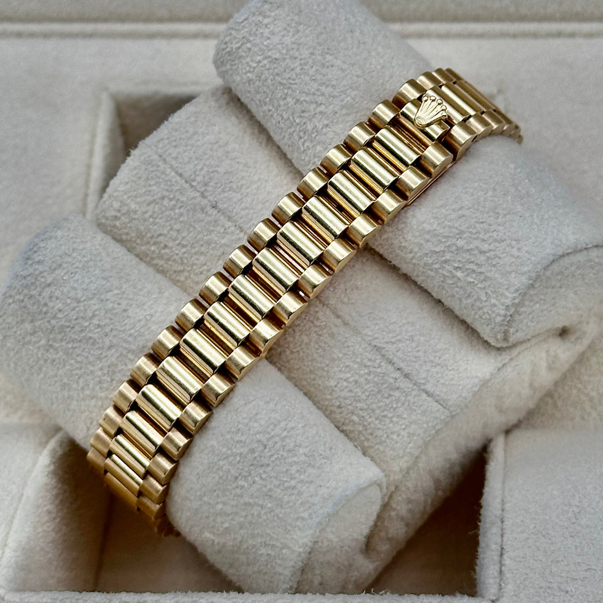 Lady-Datejust 26 White Buckley Diamond 18K Yellow Gold President Ref. 69178
