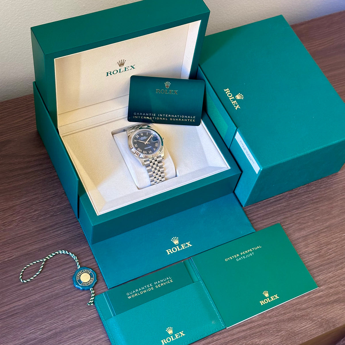 Rolex Datejust 41 Sunburst Blue Roman’s Ref. 126334