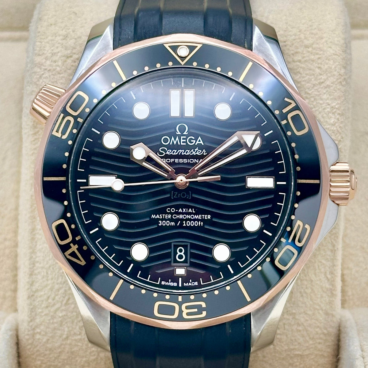 Omega Seamaster Diver 300M Black Wave Dial Ref. 210.22.42.20.01.002