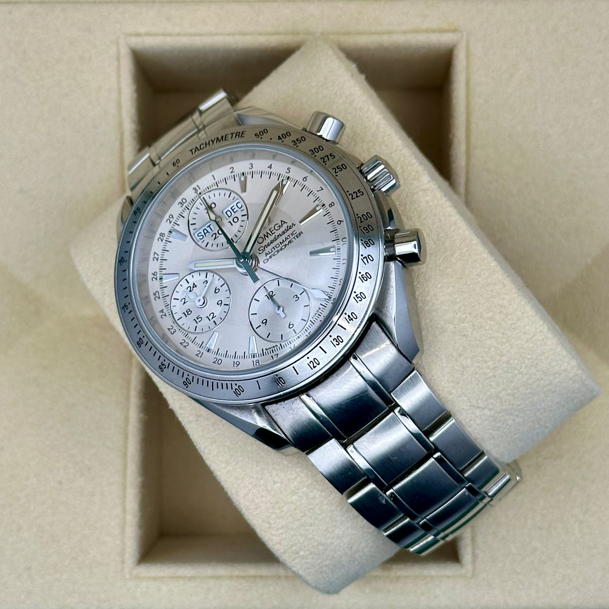Omega Speedmaster Triple Date Ref. 3221.30.00
