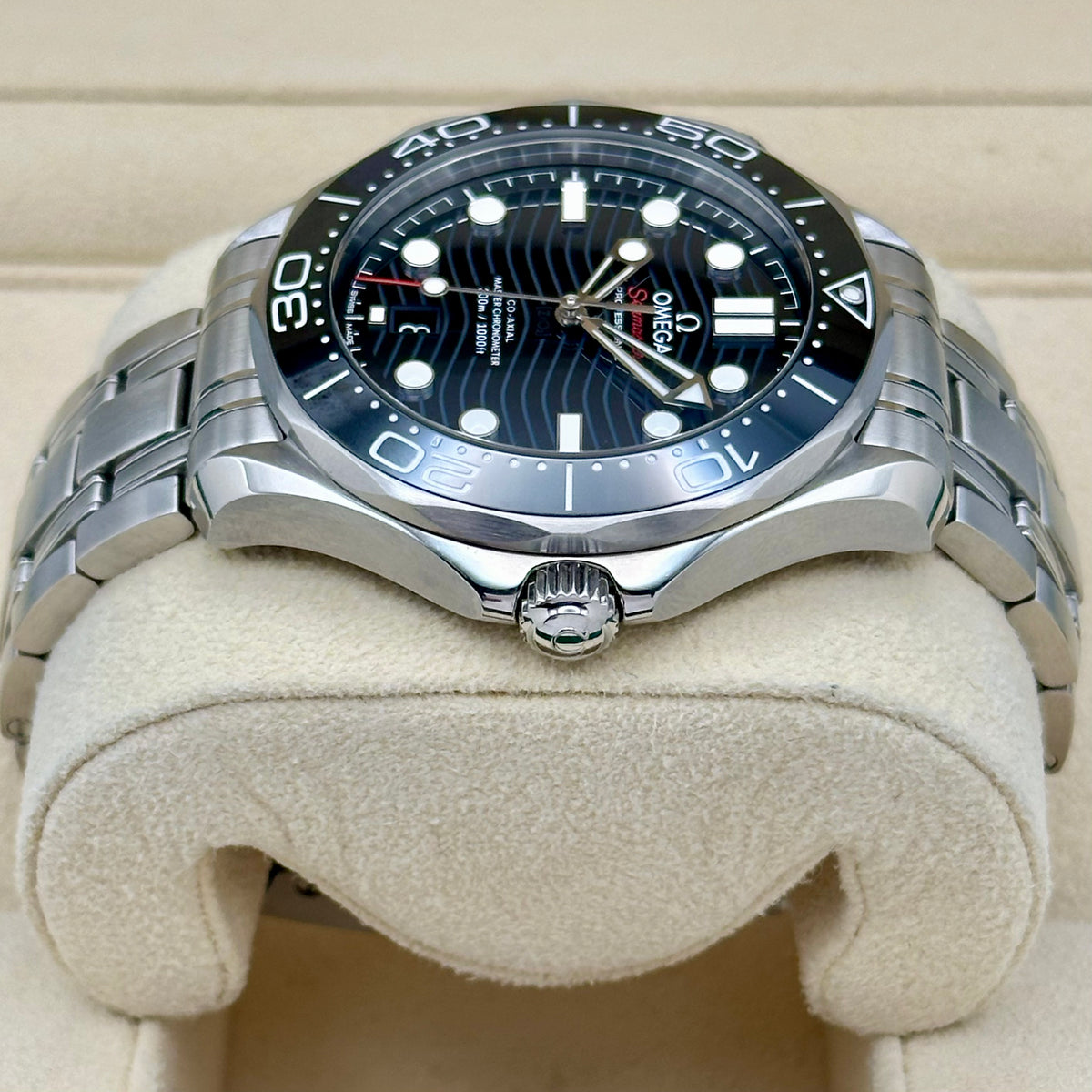 Seamaster 300 Black Ceramic Ref 210.32.42.20.01.001