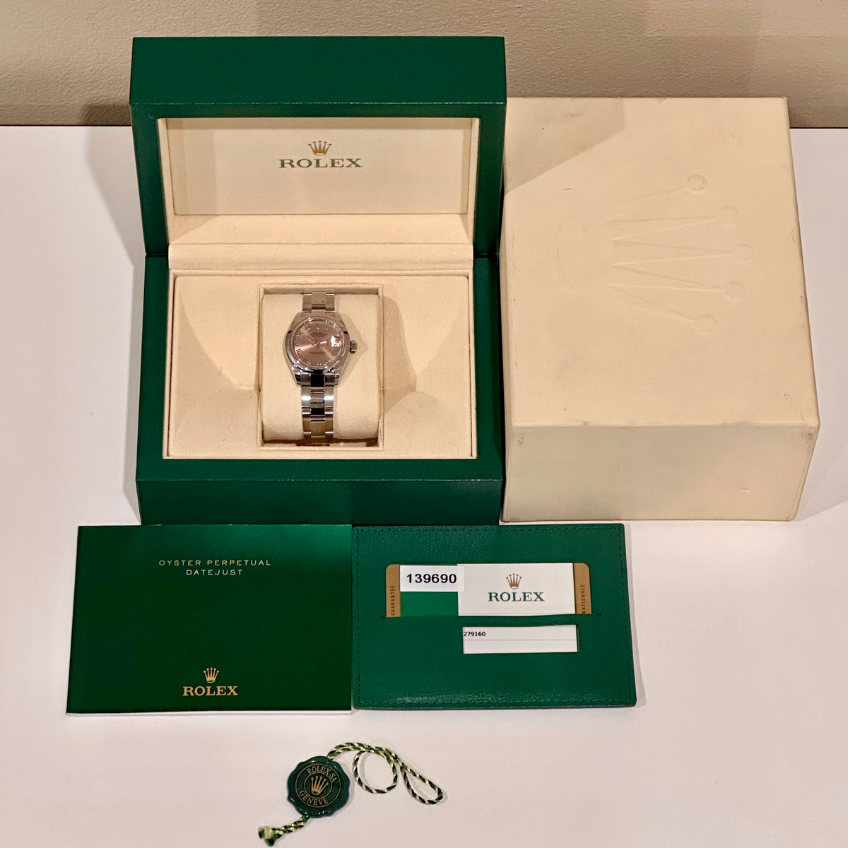 Rolex Lady-Datejust 28mm Pink Dial Ref. 279160