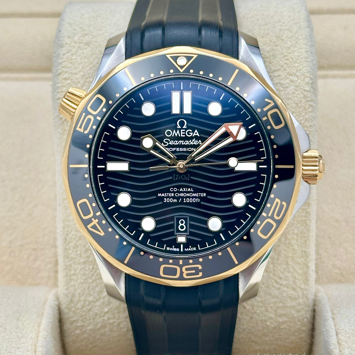 Omega Seamaster Diver 300M Black Dial Ref. 210.22.42.20.01.001